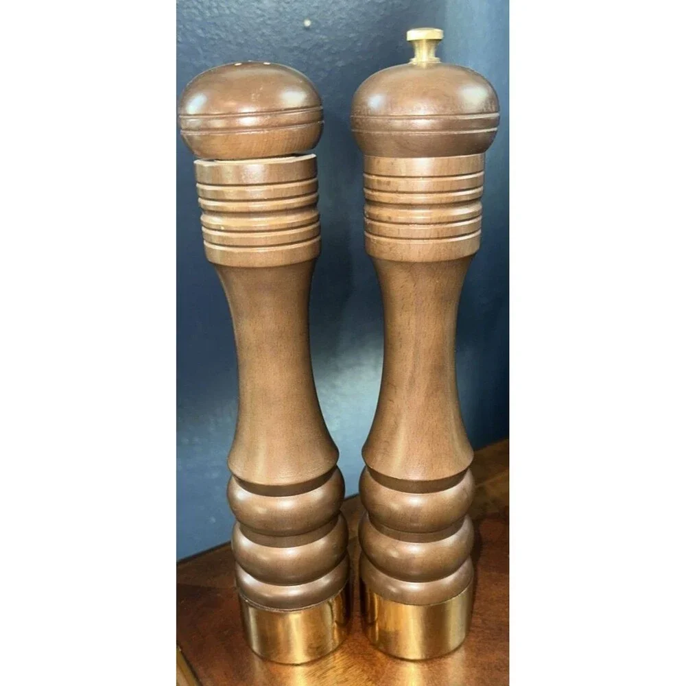 Vintage Nasco Masterpieces in Wood Salt Shaker Pepper Grinder 10